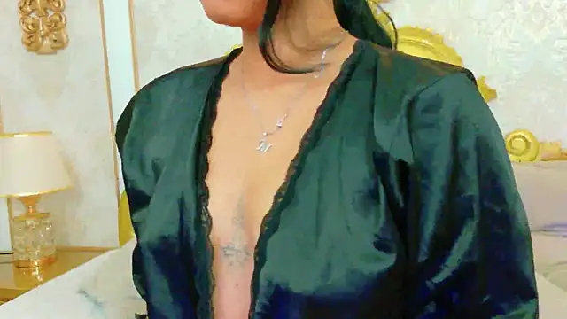 BellahColucci online show from June 13, 12:47 pm