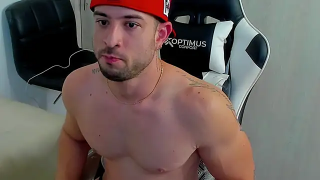 Snapshot of dafboy1 chatting on November 3, 1:12 pm dafboy1 online show from November 3, 1:12 pm