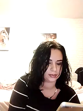 AdelinaJude online show from January 5, 8:21 pm