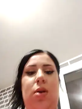 AdelinaJude online show from February 23, 5:29 pm