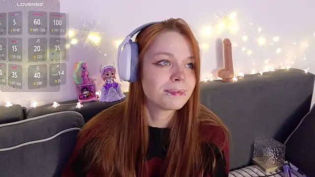 ValBae online show from January 9, 9:49 pm