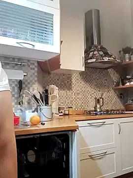 Snapshot of Frabox65 chatting on December 11, 6:04 am Frabox65 online show from December 11, 6:04 am