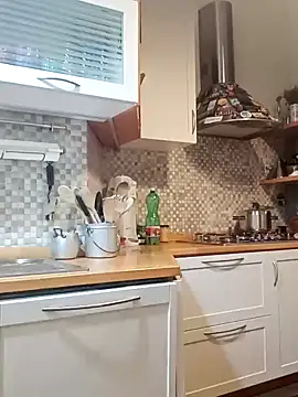 Snapshot of Frabox65 chatting on December 12, 6:03 am Frabox65 online show from December 12, 6:03 am