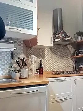 Snapshot of Frabox65 chatting on December 16, 5:49 am Frabox65 online show from December 16, 5:49 am