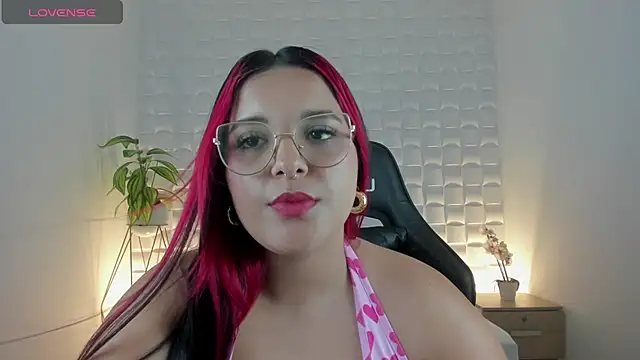 victoria18x online show from December 30, 3:57 pm