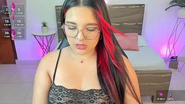 Snapshot of victoria18x chatting on March 1, 12:12 pm victoria18x online show from March 1, 12:12 pm