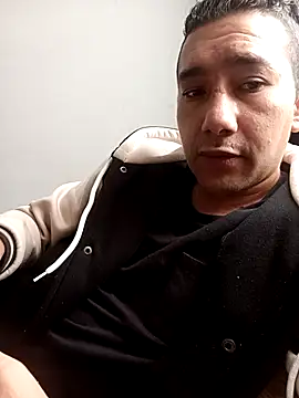 Snapshot of misterioso258 chatting on April 30, 1:17 pm misterioso258 online show from April 30, 1:17 pm
