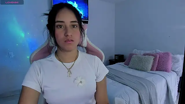 Tinylottie online show from June 3, 1:19 am