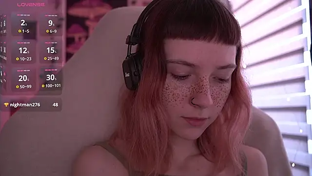 juliapie online show from January 19, 7:04 am