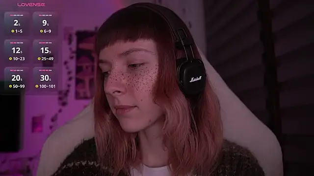 juliapie online show from February 20, 5:01 am