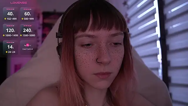 juliapie online show from March 11, 5:38 am