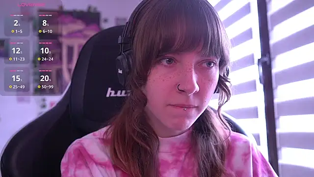 Snapshot of juliapie chatting on March 26, 9:59 am juliapie online show from March 26, 9:59 am