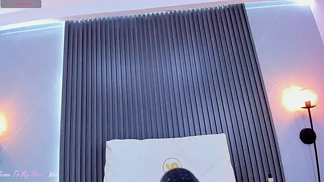 Snapshot of stephany_roses_ chatting on January 13, 7:53 pm stephany roses online show from January 13, 7:53 pm