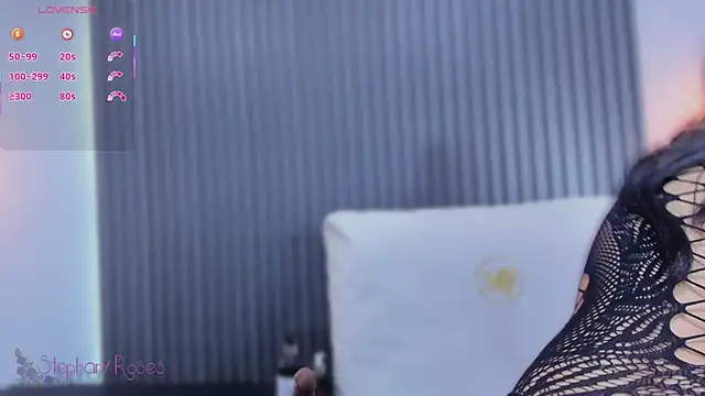Snapshot of stephany_roses_ chatting on March 4, 7:32 pm stephany roses online show from March 4, 7:32 pm