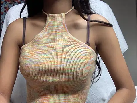 Snapshot of Kayzza_5 chatting on January 16, 9:48 am Kayzza 5 online show from January 16, 9:48 am