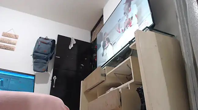 JossCollinss online show from December 17, 12:12 am