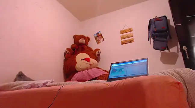 JossCollinss online show from December 21, 9:15 pm