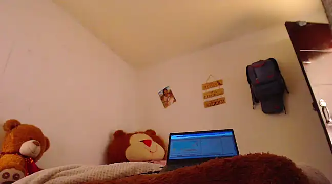 JossCollinss online show from February 4, 6:27 pm