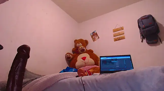 JossCollinss online show from February 7, 8:53 pm