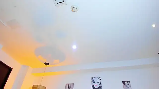 NathalyDaniels online show from February 25, 5:58 pm