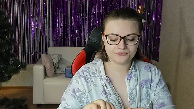 Snapshot of Seductive_She_Wolf chatting on February 8, 5:08 pm Seductive She Wolf online show from February 8, 5:08 pm