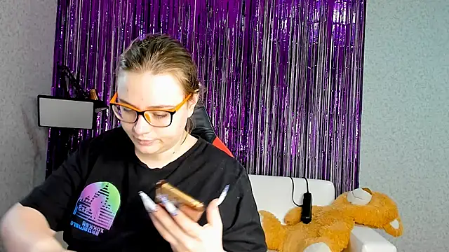 Snapshot of Seductive_She_Wolf chatting on March 10, 6:59 am Seductive She Wolf online show from March 10, 6:59 am