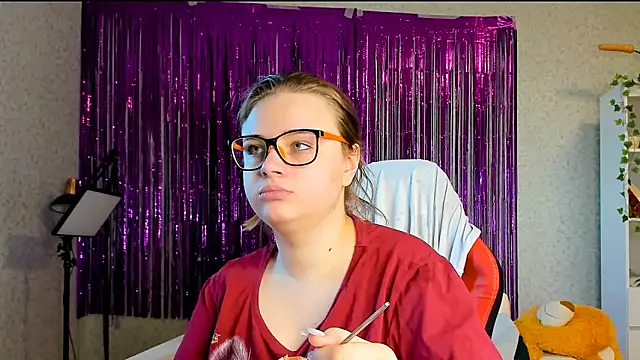 Snapshot of Seductive_She_Wolf chatting on March 19, 8:23 am Seductive She Wolf online show from March 19, 8:23 am