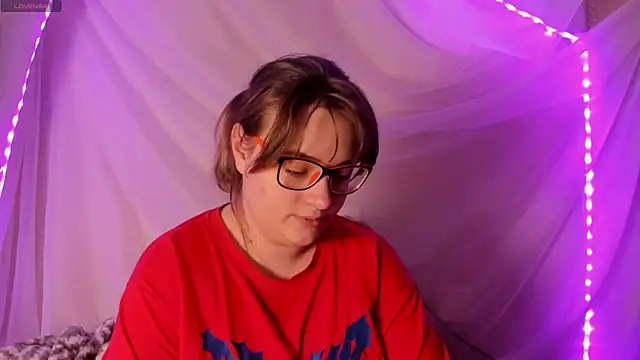 Seductive She Wolf online show from May 28, 3:53 pm