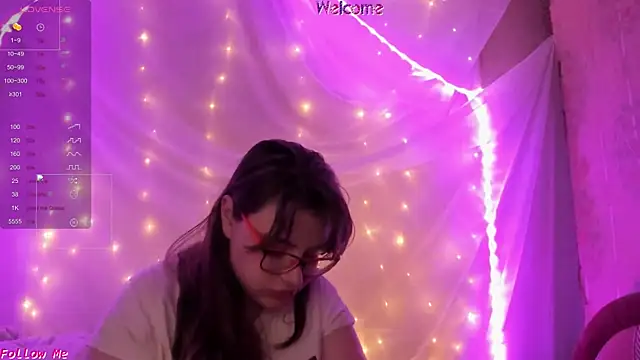 Seductive She Wolf online show from June 5, 4:41 am