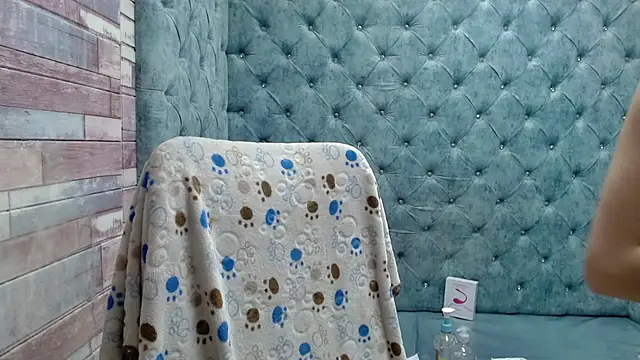 Snapshot of Samantha_Smiith chatting on October 23, 4:01 am Samantha Smiith online show from October 23, 4:01 am