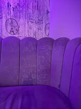 Snapshot of AbyThompson chatting on September 30, 12:15 am AbyThompson online show from September 30, 12:15 am