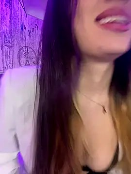 Snapshot of AbyThompson chatting on September 30, 12:21 pm AbyThompson online show from September 30, 12:21 pm