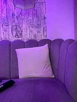 Snapshot of AbyThompson chatting on October 3, 12:13 pm AbyThompson online show from October 3, 12:13 pm