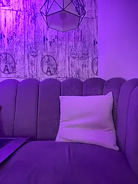 Snapshot of AbyThompson chatting on October 7, 12:02 pm AbyThompson online show from October 7, 12:02 pm