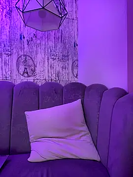 Snapshot of AbyThompson chatting on October 22, 12:16 pm AbyThompson online show from October 22, 12:16 pm