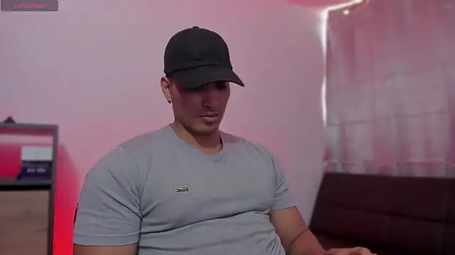 JamesGraay online show from October 8, 7:11 pm