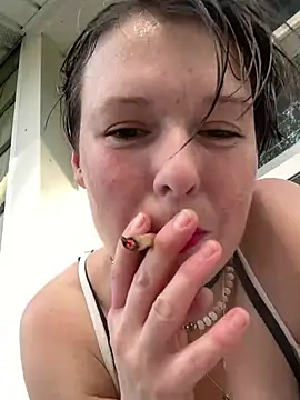 KatieBARBiE98 online show from July 1, 9:03 pm