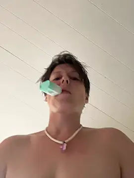 KatieBARBiE98 online show from July 27, 4:47 pm