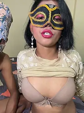 Snapshot of Sexyshabhita1999 chatting on May 19, 1:11 am Sexyshabhita1999 online show from May 19, 1:11 am