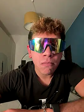 calleaaaa online show from November 15, 6:26 pm