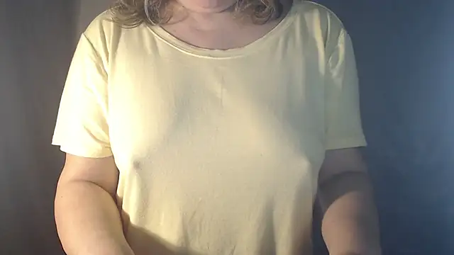 Snapshot of 1BECHA1 chatting on March 7, 7:38 am 1BECHA1 online show from March 7, 7:38 am