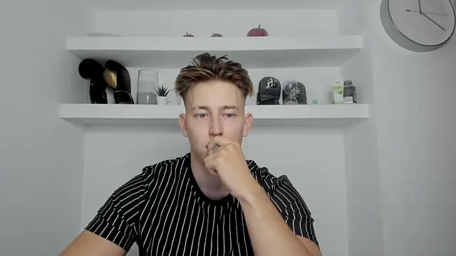 Findom alpha online show from December 4, 7:45 pm