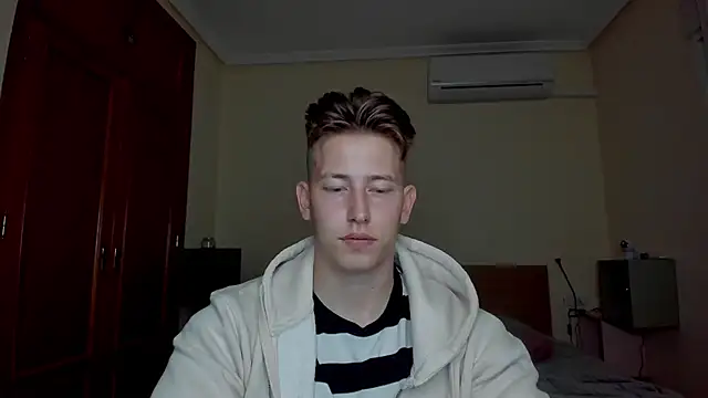 Findom alpha online show from March 22, 8:37 pm