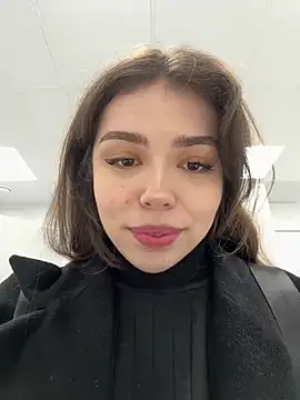 Snapshot of pantyless chatting on April 5, 10:29 pm pantyless online show from April 5, 10:29 pm