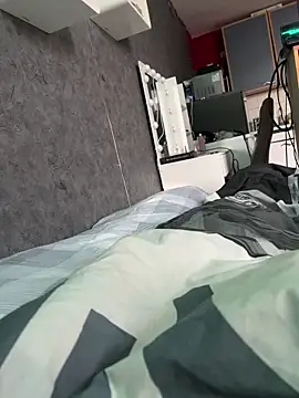 Snapshot of Michaela1222 chatting on September 17, 6:48 am Michaela1222 online show from September 17, 6:48 am