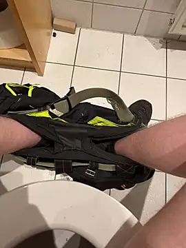 Snapshot of Michaela1222 chatting on February 27, 4:07 pm Michaela1222 online show from February 27, 4:07 pm