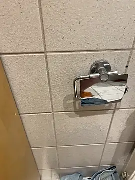 Snapshot of Michaela1222 chatting on March 28, 11:21 am Michaela1222 online show from March 28, 11:21 am