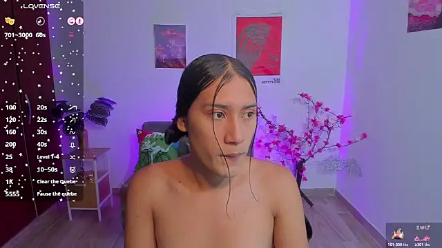 Snapshot of CamilaHarperr_ chatting on April 23, 10:25 am CamilaHarperr online show from April 23, 10:25 am