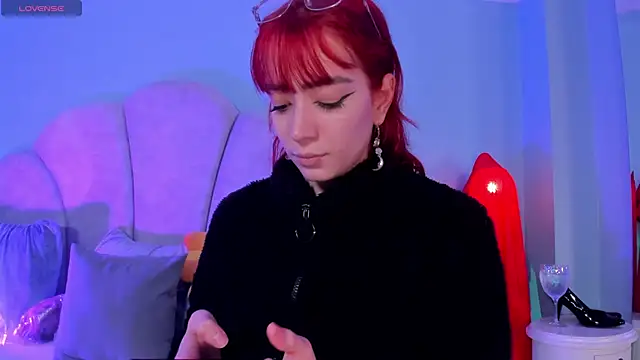 Snapshot of sweeet_peach chatting on October 8, 10:18 pm sweeet peach online show from October 8, 10:18 pm