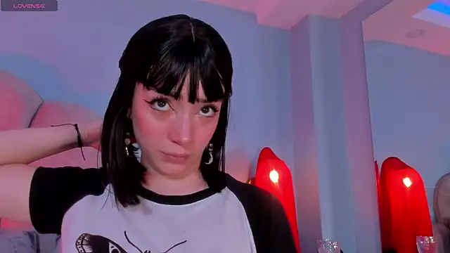 Snapshot of sweeet_peach chatting on October 14, 10:21 pm sweeet peach online show from October 14, 10:21 pm